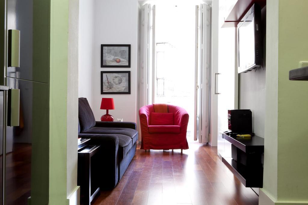 Modern Flats In Justicia By Allo Housing Madrid Rum bild