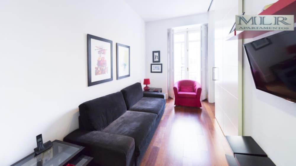 Modern Flats In Justicia By Allo Housing Madrid Exteriör bild